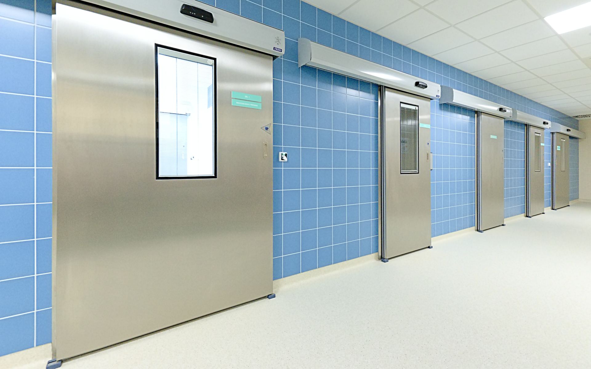 hermeticky těsné automatické dveře do operačních sálů